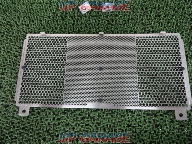 ETCHING
FACTORY Edging Factory
Radiator guard Z650RS
Removed from 2022 model
ER650M-04