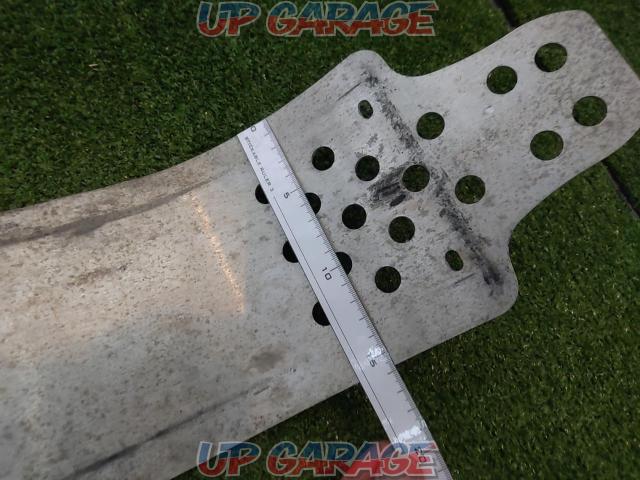 works connection
XR250
Remove
Skid plate-07