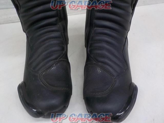 AlpinestarsSMX-6
V2
Racing boots
Size: EUR40
US 6.5
JPN25.5-03