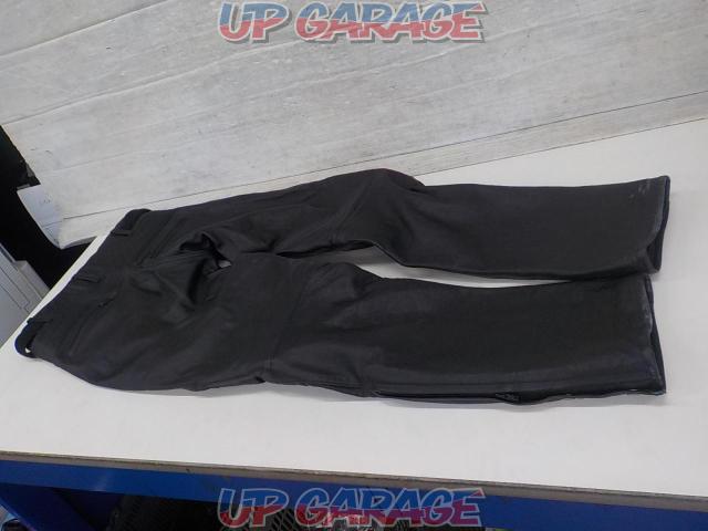 DEGNER (Degner)
Leather pants
Size: LW-02