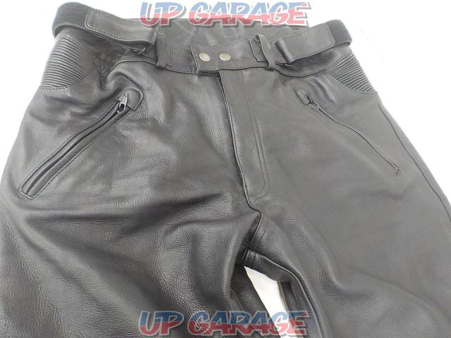 DEGNER (Degner)
Leather pants
Size: LW-03
