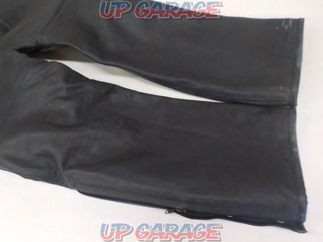DEGNER (Degner)
Leather pants
Size: LW-07