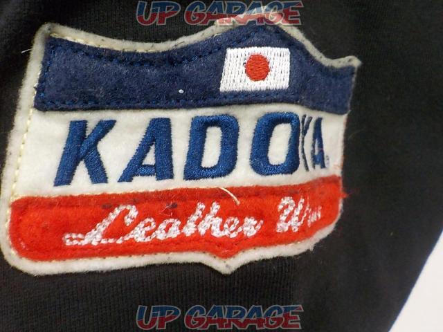 KADOYA
Sweatshirt
Size: M-04