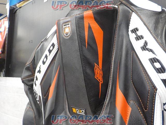 HYOD
Racing suits
Size: LL
W4-06