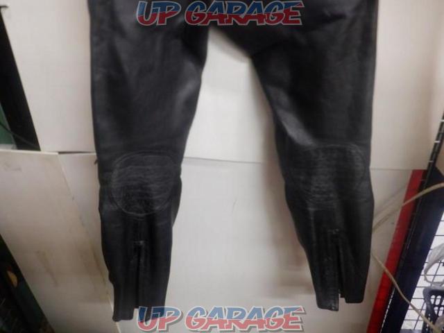 Unknown Manufacturer
Leather pants-04