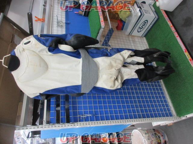 SPOON
Racing suits
Size LW-02