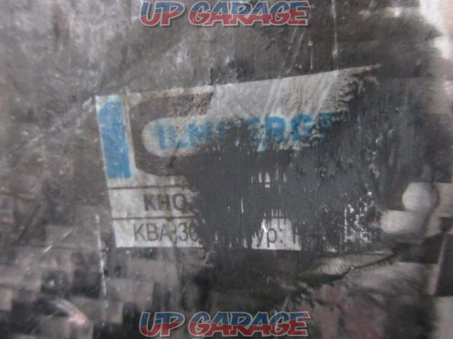 Unknown Manufacturer
carbon
Rear inner fender
K1300R removed-05