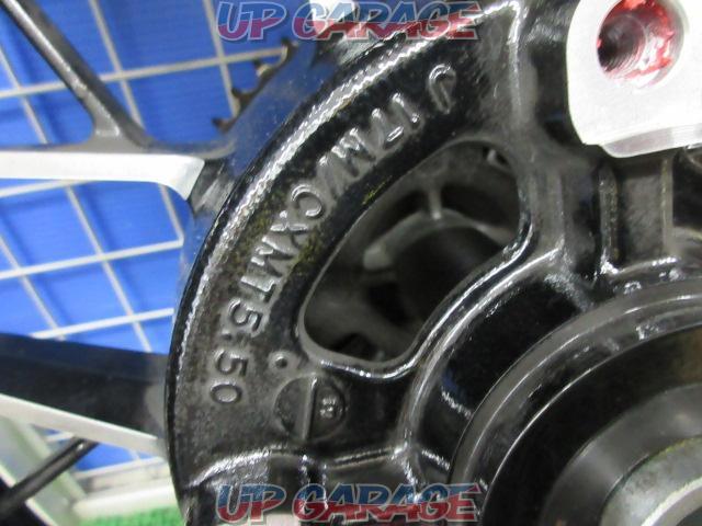 KAWASAKI genuine front and rear wheel set
Z 900 RS
Removed from 2022 model-05