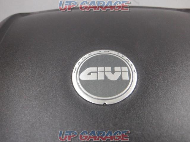 GIVI
Rear box-02