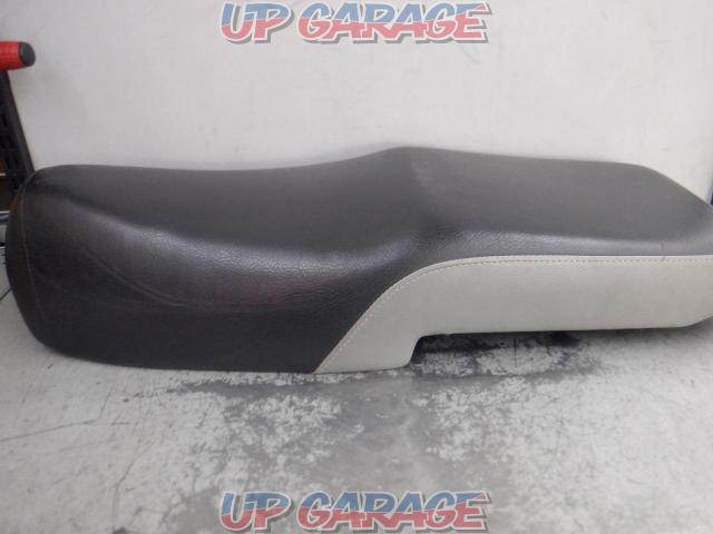 3 manufacturer unknown
Double seat-02