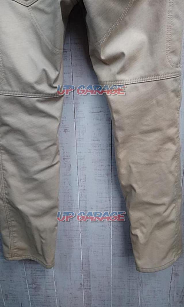 Size: 31 (hemmed)
Kushitani
Expanded wind cut pants K-1984-03