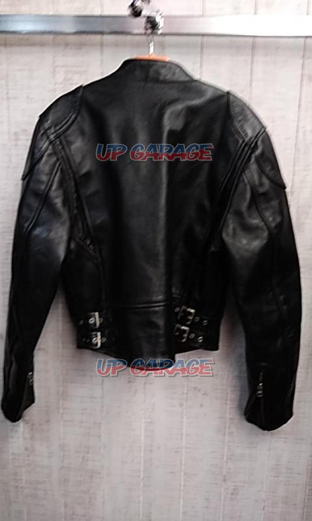 Size: Unknown (about S to M)
Harley
Leather jacket (horseskin)-03