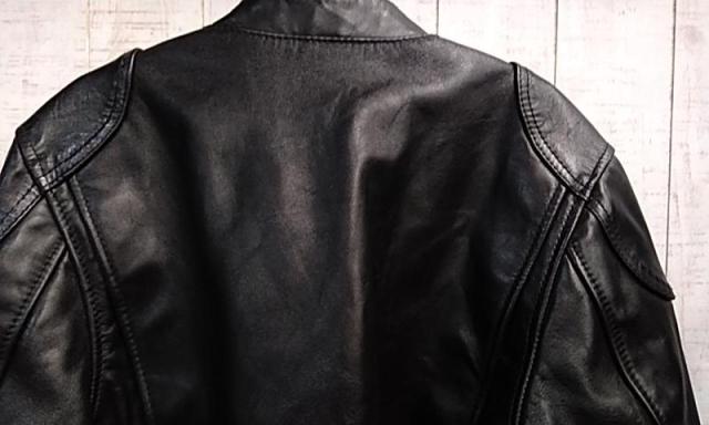 Size: Unknown (about S to M)
Harley
Leather jacket (horseskin)-08