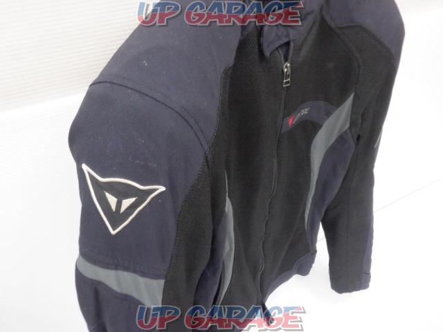 Reflector fabric peeling
DAINESE
G.AIR
CRONO
TEX jacket
1735158
Size: 48-03