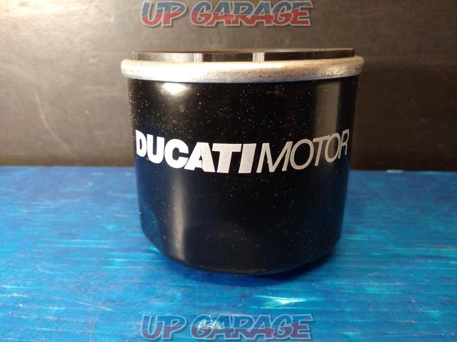 DUCATI
Genuine engine oil filter
44440035A-02