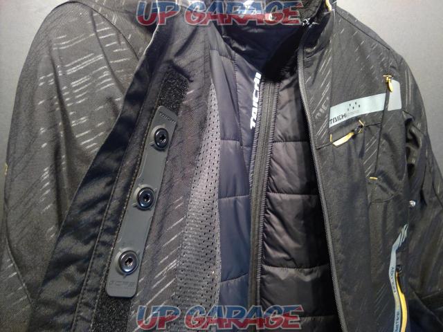 Size: M
RSJ716
Racer
All season
Jacket
With inner
Color: Black / Gold-05