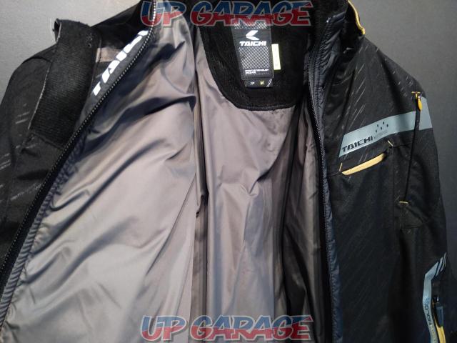 Size: M
RSJ716
Racer
All season
Jacket
With inner
Color: Black / Gold-06