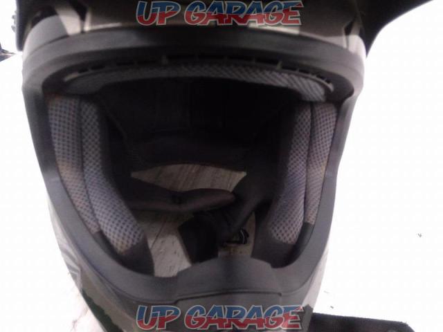 HJC
Off-road helmet-06
