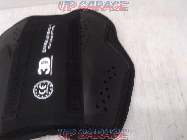 KOMINE
Chest protector-04