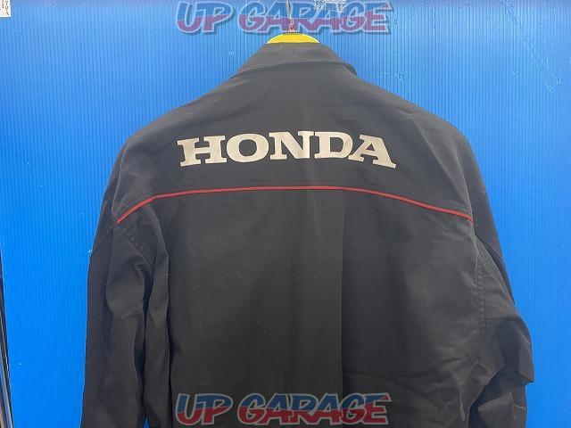 HONDA Honda Racing Pit Suit
Long sleeves
Size: 3L-06
