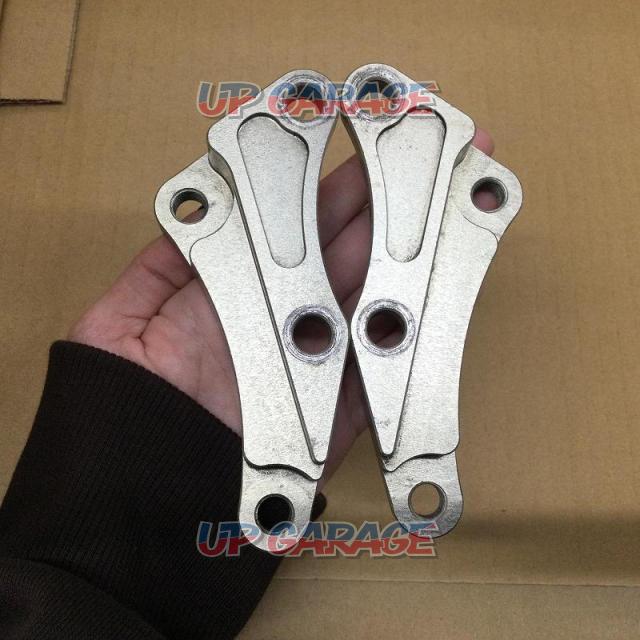 Unknown Manufacturer
For Brembo
Caliper support
ZX-12R-09
