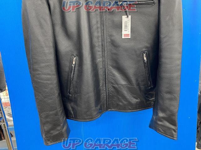 TRIZE
Leather jacket
Size: XXL-03