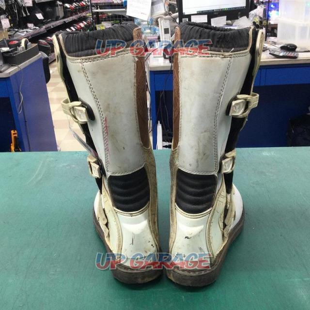 Thor off-road boots
Size: US10-03