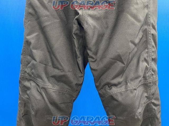 Buggy
Nylon over pants
Size: L-03