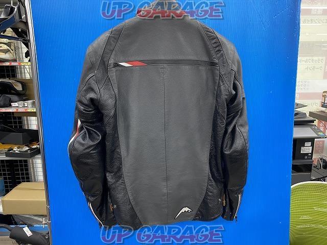 KUSHITANITARMAC
MOTO
Jacket
Size: LL-09