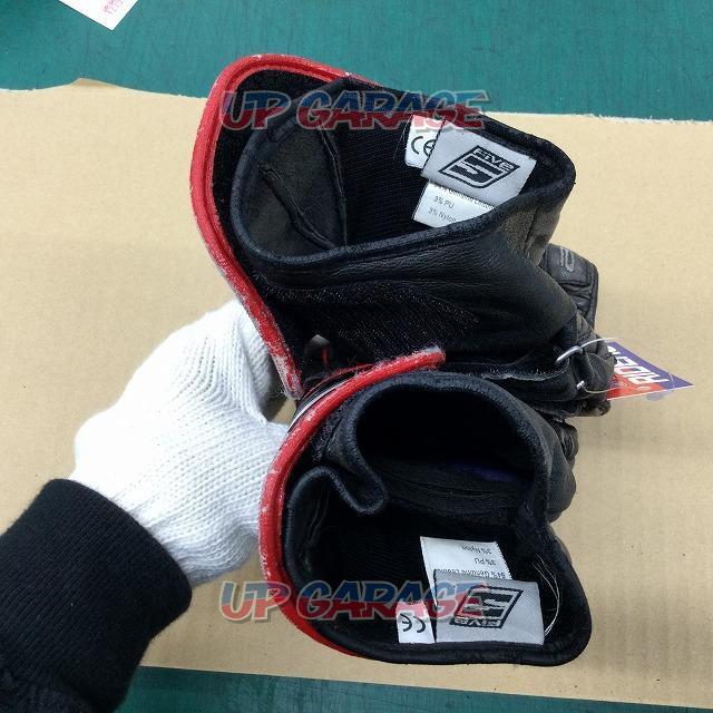 FIVERFX
NEW
Riding Gloves
Size: M-03