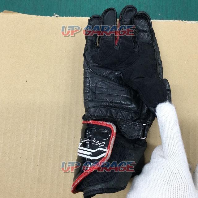 FIVERFX
NEW
Riding Gloves
Size: M-09