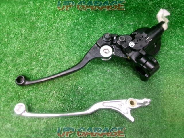 Nissin retro brake master cylinder
5 / 8Φ
22.2mm handle
Tank angle 15°74751
With 4-stage lever & right lever
Operation not yet verification-02