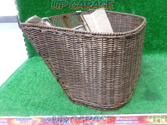 Kitaco front basket
Rattan style
Width approx. 380mm
Depth approx. 160mm/280mm
About height 240mm
Unused item-04
