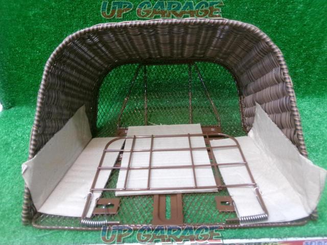 Kitaco front basket
Rattan style
Width approx. 380mm
Depth approx. 160mm/280mm
About height 240mm
Unused item-06