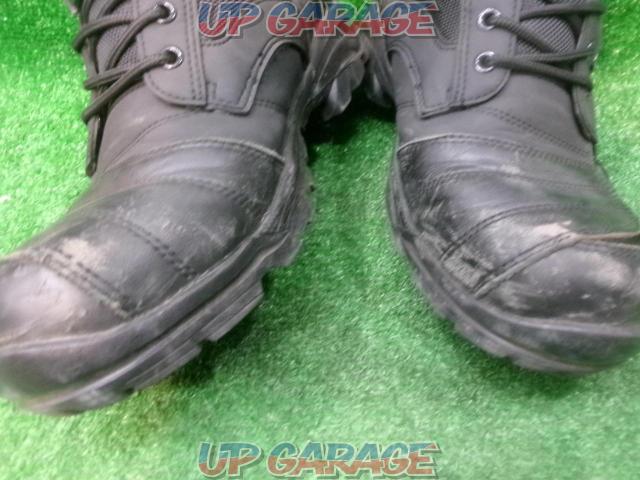 Size 25.5cm
GOLDWIN
MOTORCYCLE
Mesh boots-09