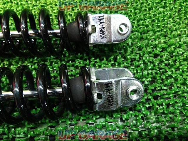 Remove from PCX125 (JF56)
Genuine
Rear shock left and right set
Engraved mark
KWN-Y11-03