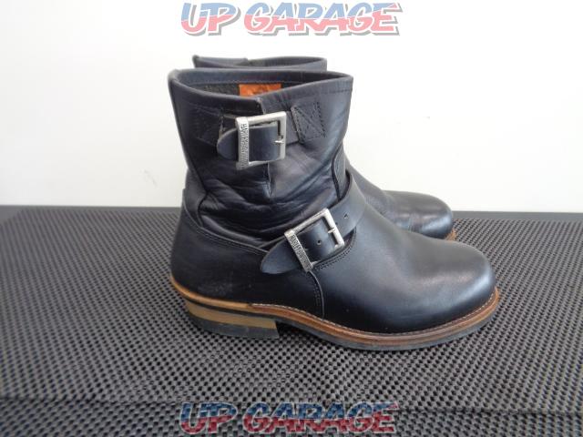 Harley
HD3003
Engineer short boots
Size: US
Eight
1/2-04