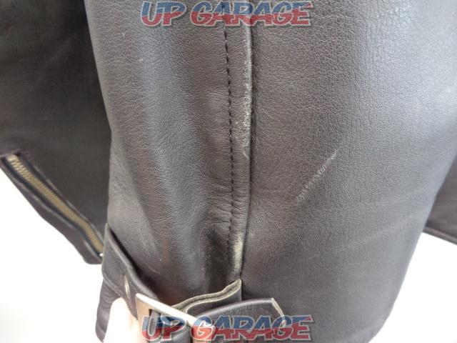Nanhai parts
Stand collar leather jacket
XL size
Leather coat-06