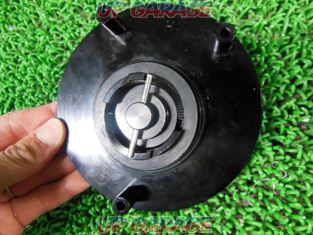 Manufacturer unknown aluminum keyless tank cap
Removal of CBR 600 RR (PC 40)-03