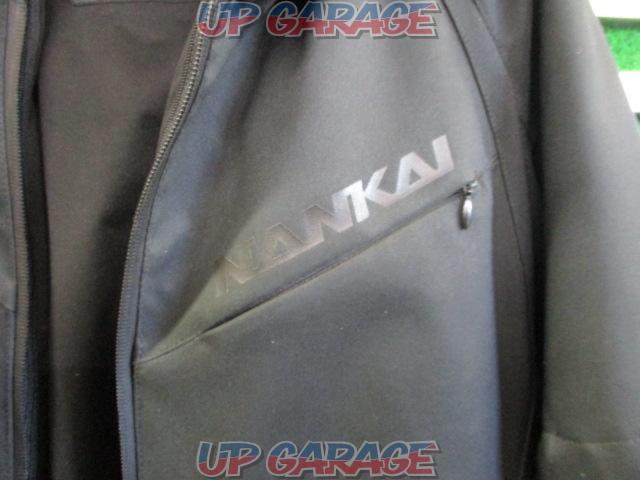 Nankaibuhin
Parts) NANKAI
Soft Shell
All-season jacket
SDW-4127
Size: LL-03