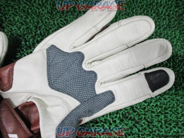 KUSHITANIK-5331
RAVEN
GLOVES
Leather Gloves
Brown color
Size: M-03