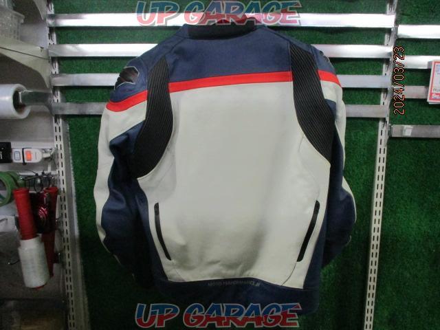 KUSHITANIK-0700
PHASE
JACKET phase jacket
Size: L / 3W-06