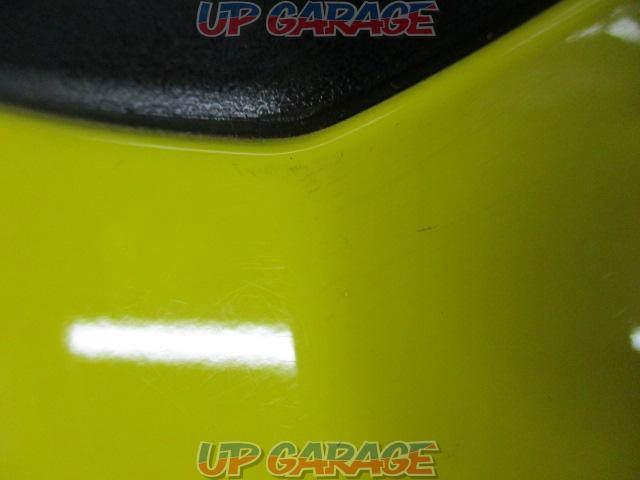 YAMAHAY's
GEAR
North American genuine option
Single seat cowl
Light reddish yellow
YZF-R1 ('15 -)-03