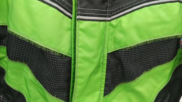 Size
L
elf
Nylon riding jacket-05