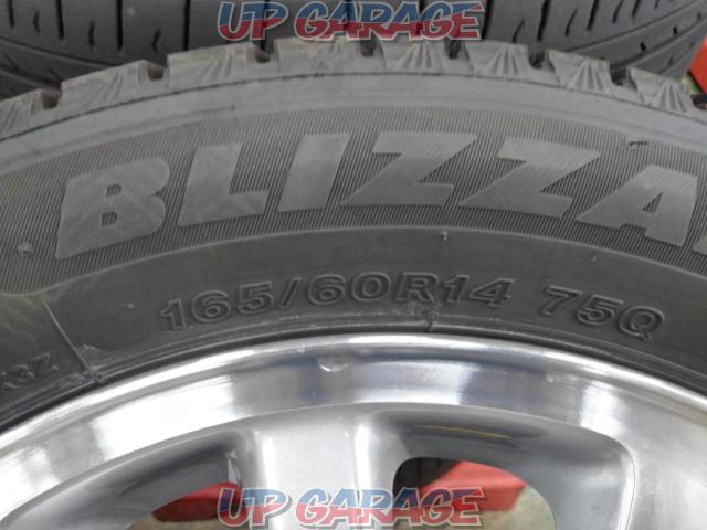 Suzuki genuine (SUZUKI)
EVERY wagon
DA17W genuine wheel
+
BRIDGESTONE (Bridgestone)
BLIZZAK
VRX3-05