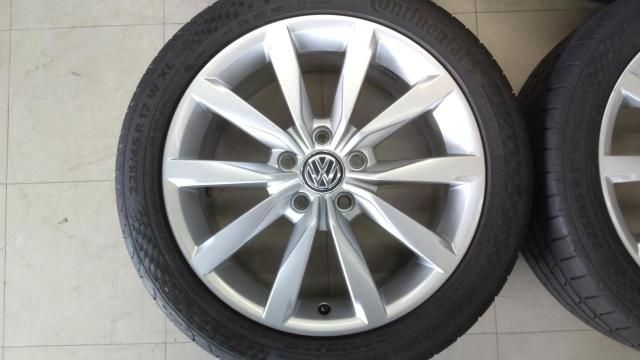 Volkswagen genuine
Original wheel
Golf 7
Highline/AUC series
Previous period
+
Continental
MaxContact
MC6-05
