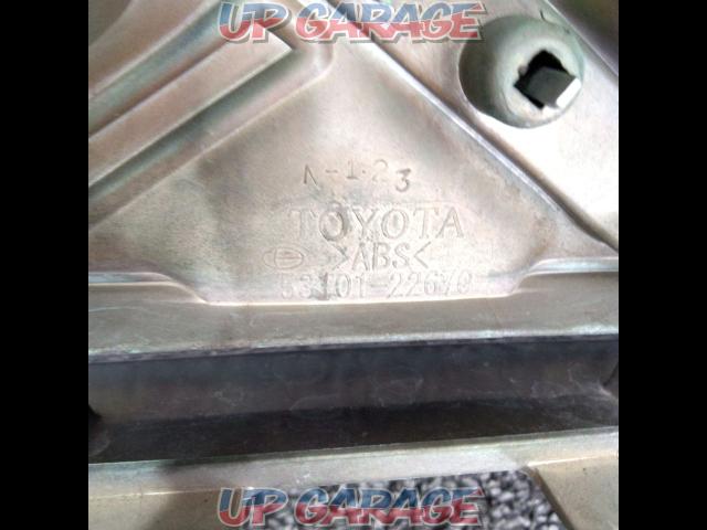 Mark X/130 series/early TOYOTA
Genuine grill-07