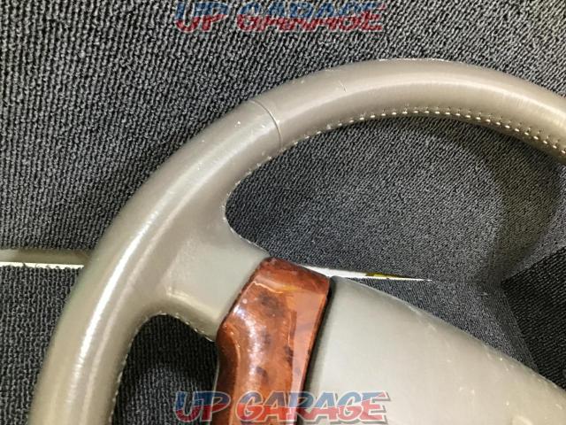 17 series
Crown TOYOTA
Genuine leather steering wheel-05