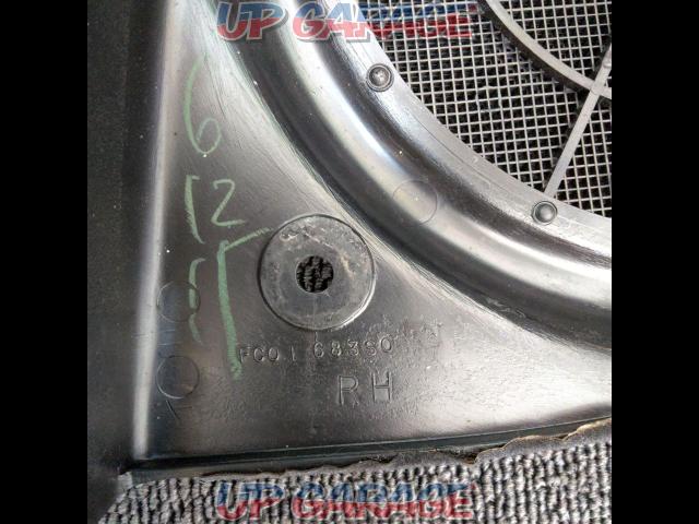 Mazda Genuine RX-7
FC
Genuine
Speaker cover
Right back only-03
