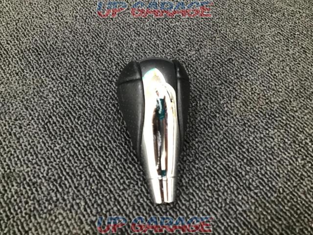 LEXUS Genuine IS-F
Shift knob-02